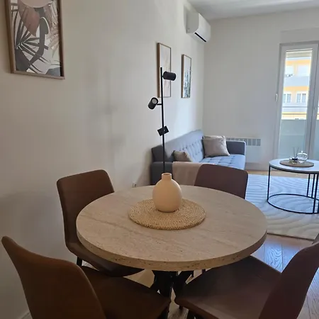 Apartament 51 Point *