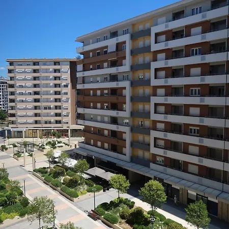 51 Point Apartament